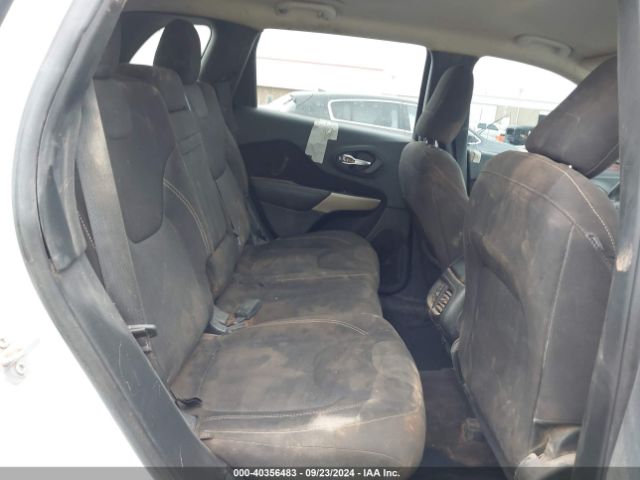 1C4PJLCB4HW602919 Jeep Cherokee Latitude Fwd