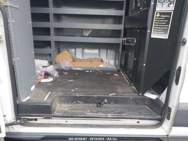 Ford Transit-150 2015 1FTNE2CM1FKB04463 Image 3