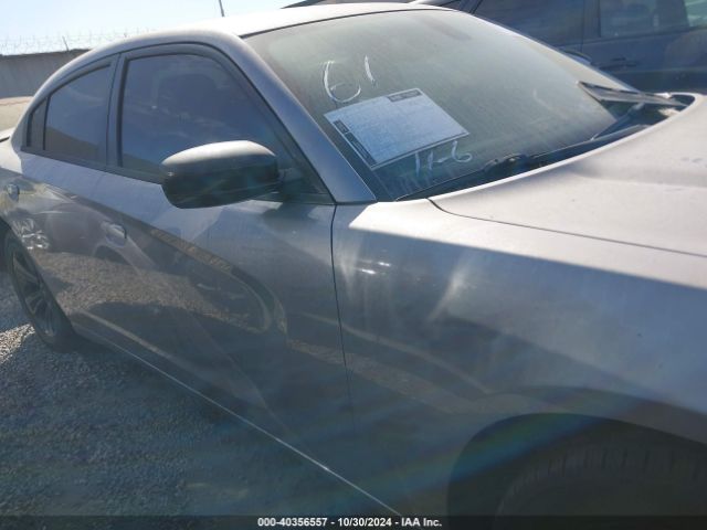 2C3CDXHG2JH176478 Dodge Charger Sxt Plus Rwd