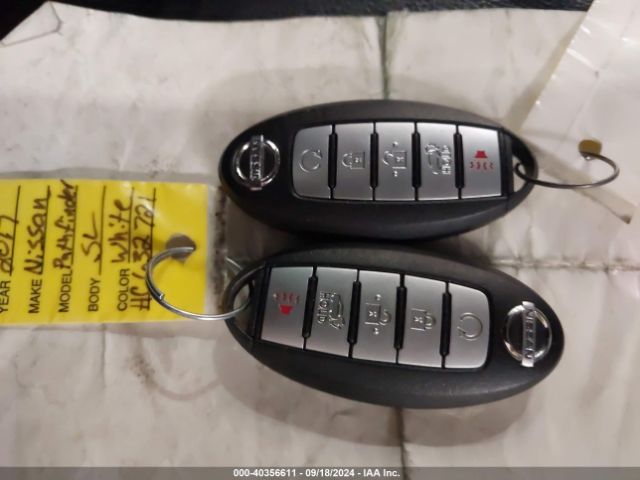 5N1DR2MM8HC632721 Nissan Pathfinder Sl