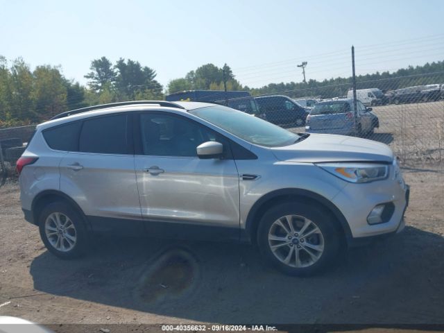1FMCU9HD0KUA57061 Ford ESCAPE SEL