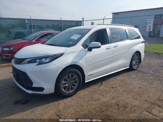5TDKRKEC7MS059451 Toyota SIENNA LE