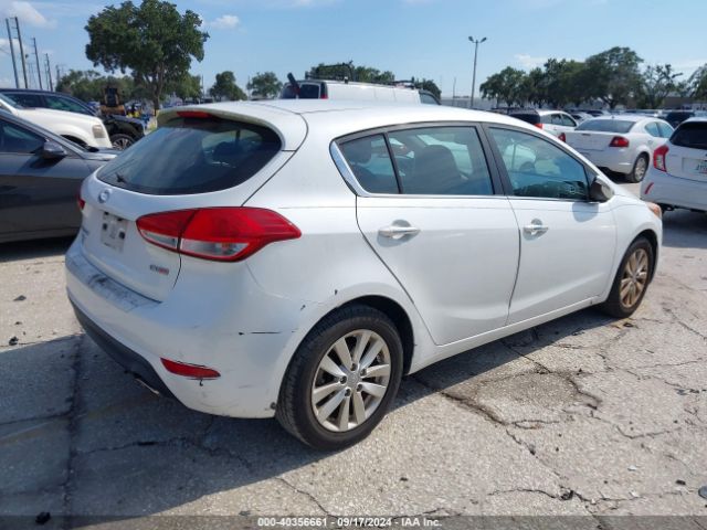 KNAFX5A81E5196335 KIA Forte 5-door Ex