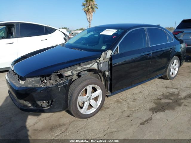 1VWBT7A30EC076242 Volkswagen Passat 1.8t Se