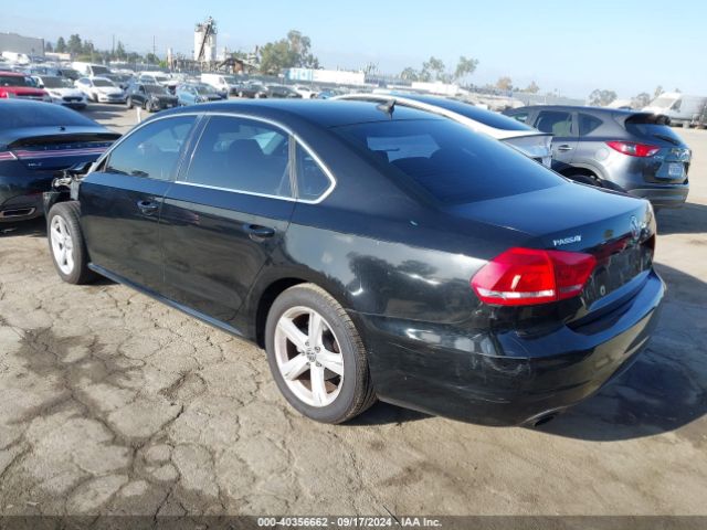 1VWBT7A30EC076242 Volkswagen Passat 1.8t Se