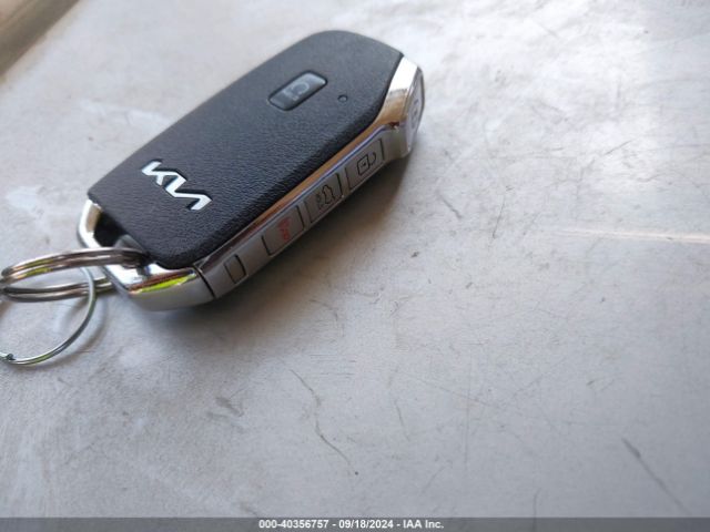 5XYP2DHC7NG227251 KIA Telluride Lx