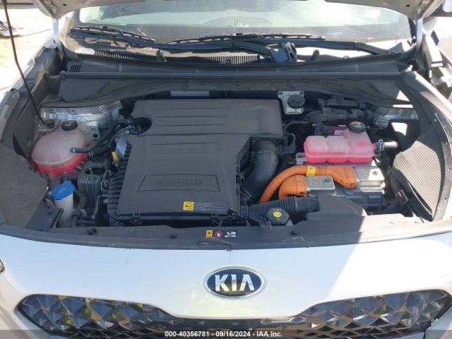 KNDCB3LC2L5438850 KIA NIRO LX