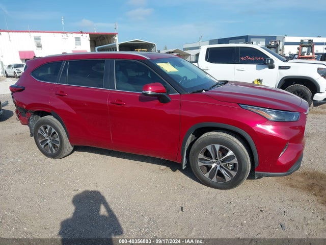 Toyota Highlander Xle 2023 5TDKDRAH9PS042101 Image 14