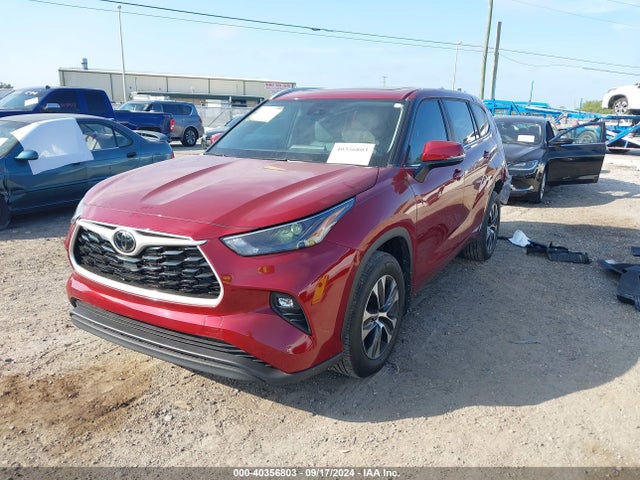Toyota Highlander Xle 2023 5TDKDRAH9PS042101 Image 2