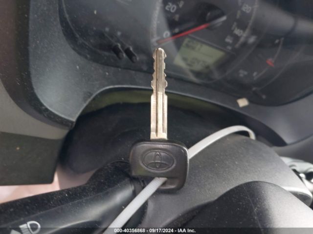 VNKKTUD31GA063549 Toyota YARIS L