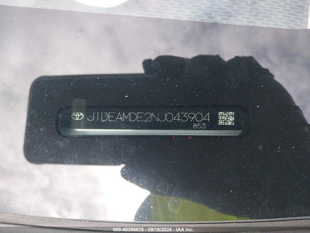 Toyota Corolla Hybrid Le 2022 JTDEAMDE2NJ043904 Image 9
