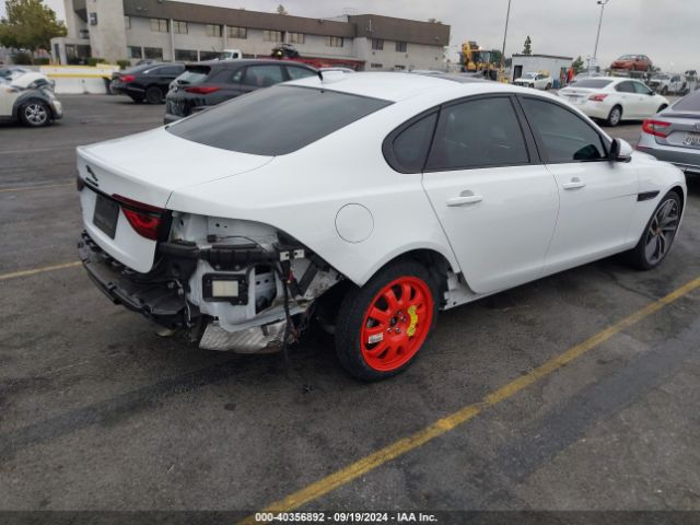 2022 JAGUAR XF SAJBG4FX0NCY90961 Photo 3