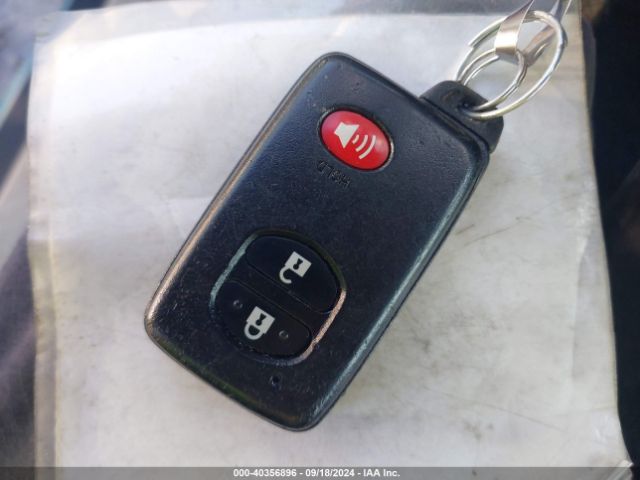 JTDKN3DU0E1841942 Toyota Prius Two