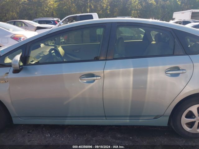 JTDKN3DU0E1841942 Toyota Prius Two