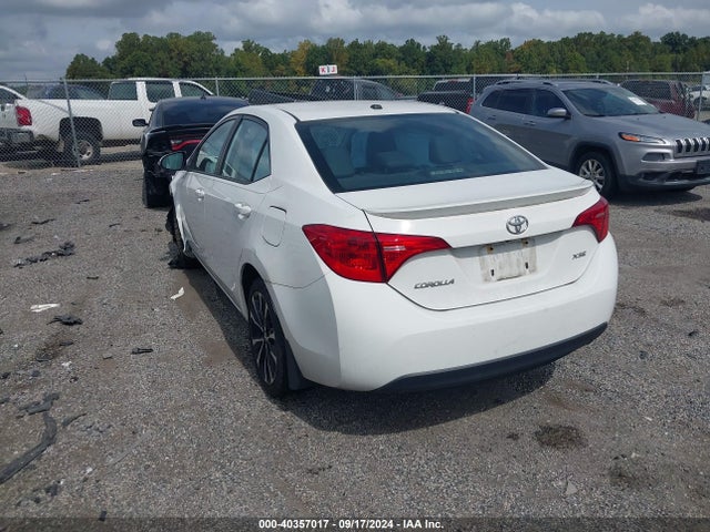 Toyota Corolla Xse 2018 2T1BURHE6JC048739 Image 3