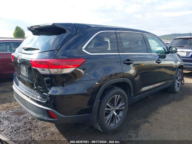 5TDBZRFH7KS923348 Toyota Highlander Le