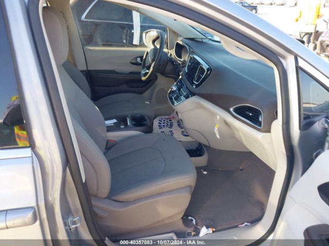 2C4RC1FG6LR222657 Chrysler Pacifica Touring