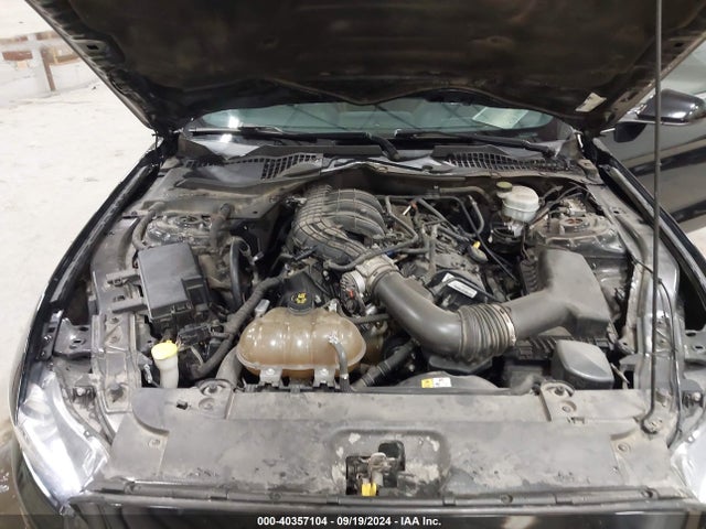 Ford Mustang V6 2016 1FA6P8AM6G5216010 Image 10