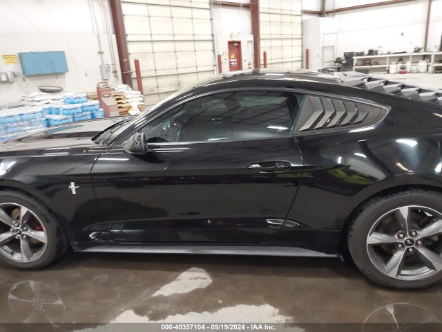 Ford Mustang V6 2016 1FA6P8AM6G5216010 Image 14
