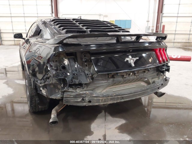 Ford Mustang V6 2016 1FA6P8AM6G5216010 Image 6