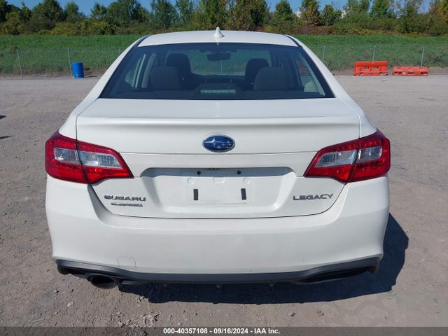 4S3BNAF62J3022755 Subaru Legacy Premium