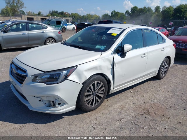 4S3BNAF62J3022755 Subaru Legacy Premium