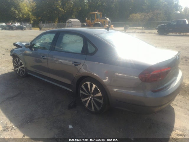 1VWJM7A33JC028396 Volkswagen Passat 3.6l V6 Gt