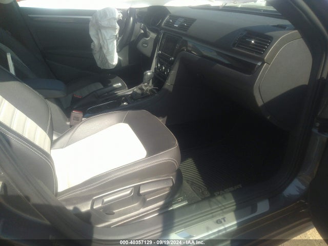 1VWJM7A33JC028396 Volkswagen Passat 3.6l V6 Gt