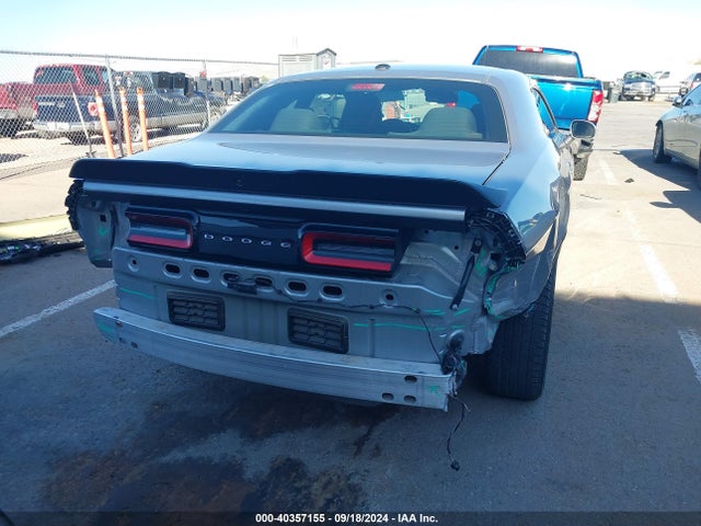 Dodge Challenger 2018 2C3CDZAG6JH204868 Image 33
