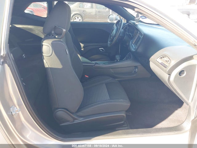 Dodge Challenger 2018 2C3CDZAG6JH204868 Image 21