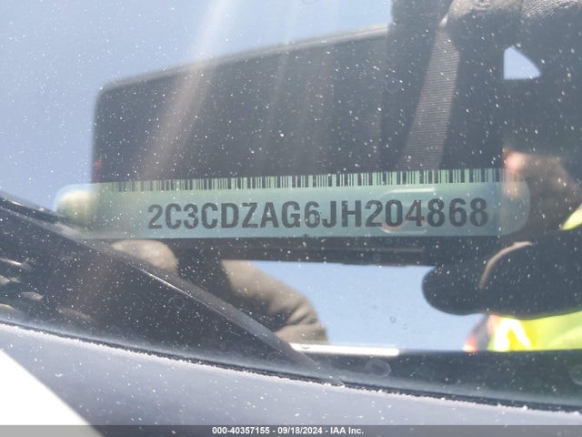 Dodge Challenger 2018 2C3CDZAG6JH204868 Image 25