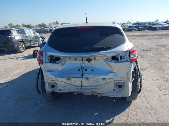 JN1BJ1CV9LW267712 Nissan Rogue Sport S Fwd Xtronic Cvt