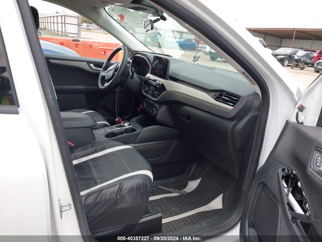 Ford ESCAPE SEL 2021 1FMCU9H68MUB24056 Image 5