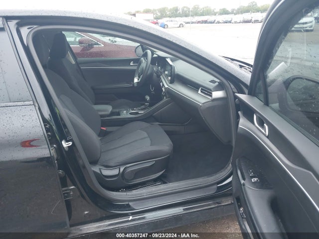 KIA K5 LXS 2022 5XXG14J24NG088740 Image 5