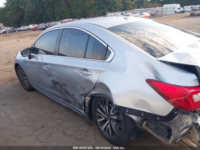 4S3BNAB63K3008161 Subaru Legacy 2.5i