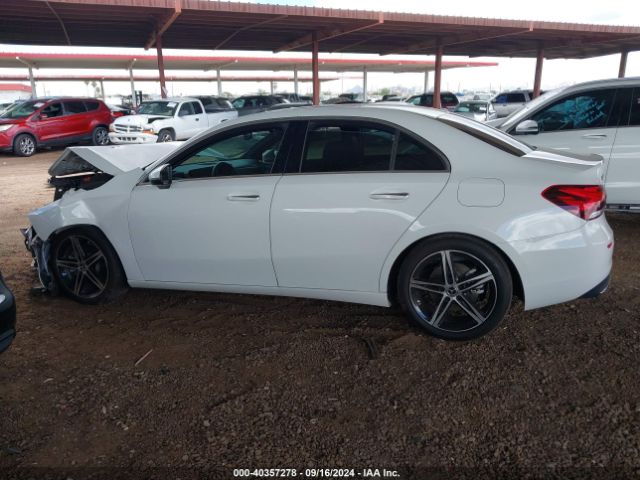 W1K3G4EB9MJ289783 Mercedes-Benz A 220