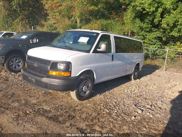1GAZGZFG2F1279152 Chevrolet Express 3500 Ls