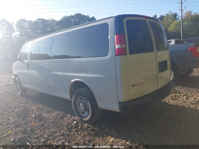 1GAZGZFG2F1279152 Chevrolet Express 3500 Ls