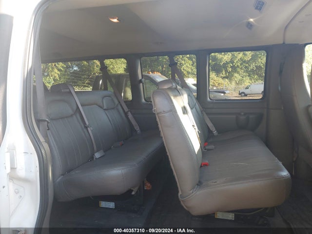 1GAZGZFG2F1279152 Chevrolet Express 3500 Ls