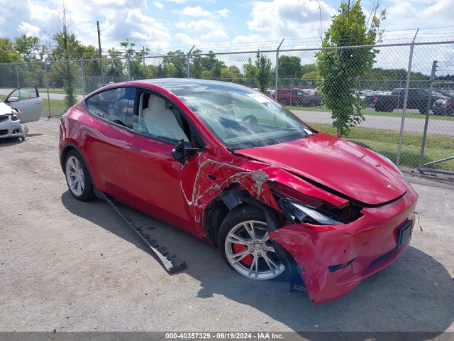2022 TESLA MODEL Y 7SAYGDEEXNF512970 Photo 0