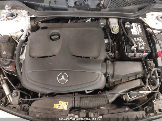 WDDSJ4GB5KN719843 Mercedes-Benz CLA 250 4MATIC