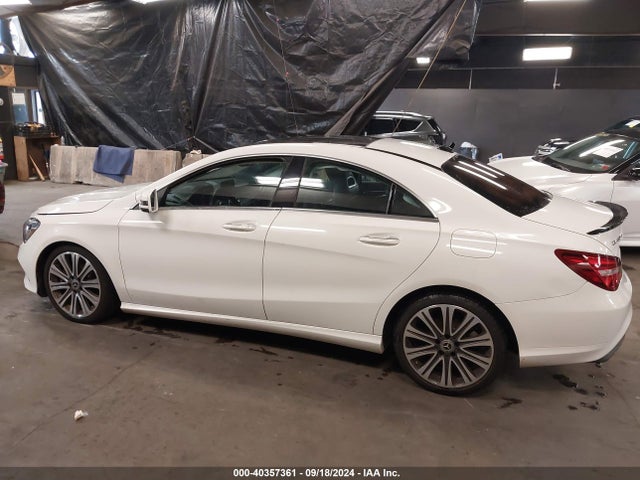 WDDSJ4GB5KN719843 Mercedes-Benz CLA 250 4MATIC