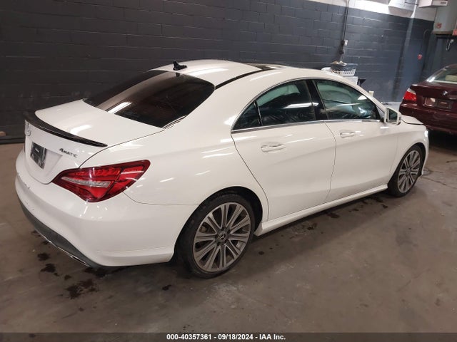 WDDSJ4GB5KN719843 Mercedes-Benz CLA 250 4MATIC