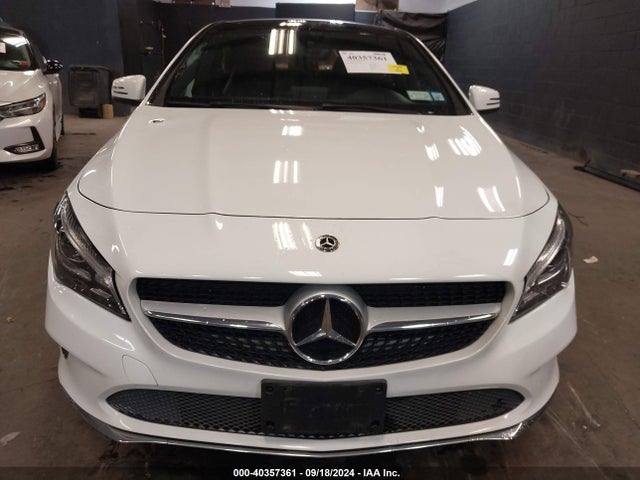 WDDSJ4GB5KN719843 Mercedes-Benz CLA 250 4MATIC