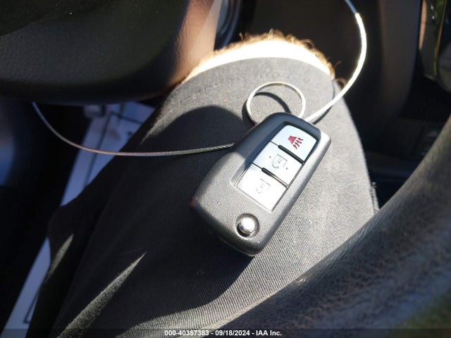Nissan ROGUE S 2017 JN8AT2MV3HW266865 Image 11