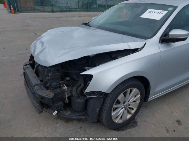 3VWLA7AJ3FM421465 Volkswagen Jetta 2.0l Tdi Se