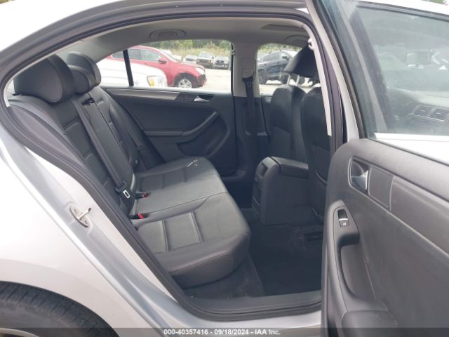 3VWLA7AJ3FM421465 Volkswagen Jetta 2.0l Tdi Se
