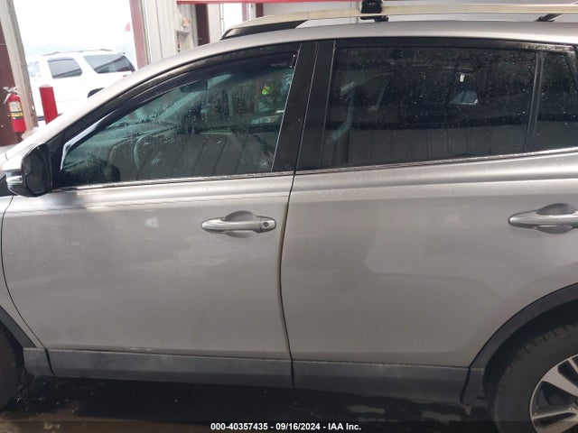 Toyota Rav4 Xle 2017 2T3WFREV2HW337049 Image 14