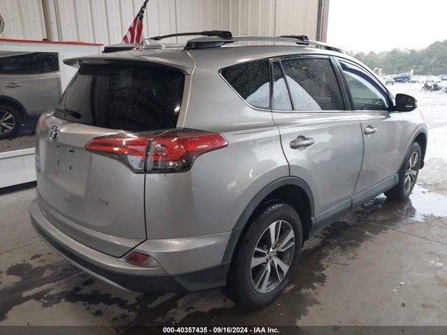 Toyota Rav4 Xle 2017 2T3WFREV2HW337049 Image 4