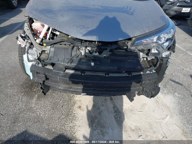 Toyota C-HR LE 2019 JTNKHMBX6K1037677 Image 6